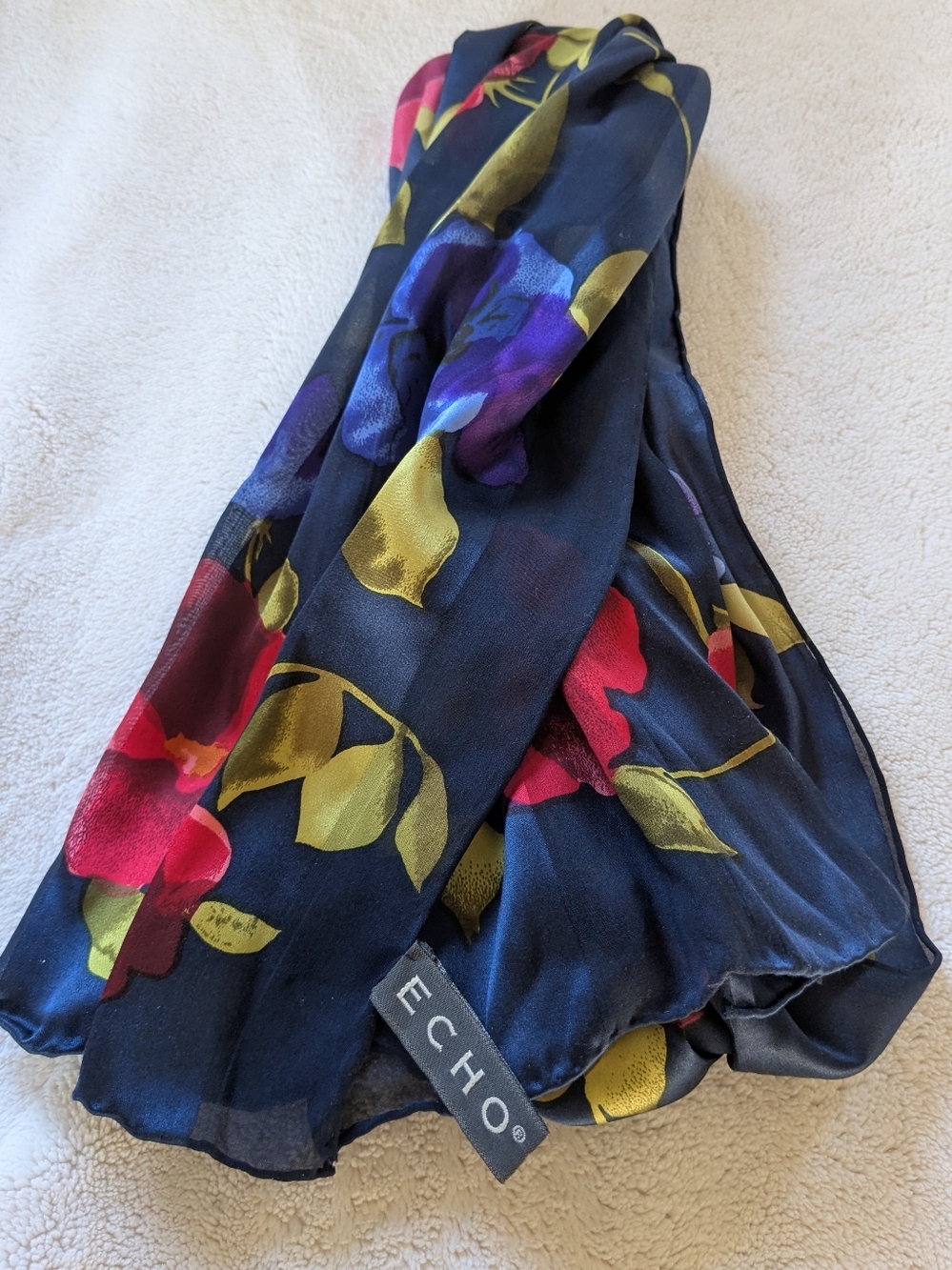 Echo 100% Silk Navy Floral Oblong Rectangle Scarf EUC